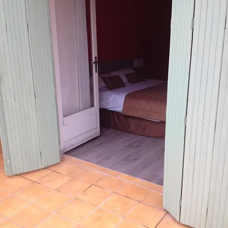 Les Aromes Hotel 4*