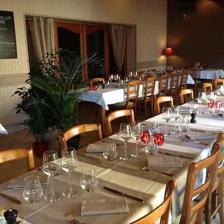 Les Aromes Hotel Négrondes
